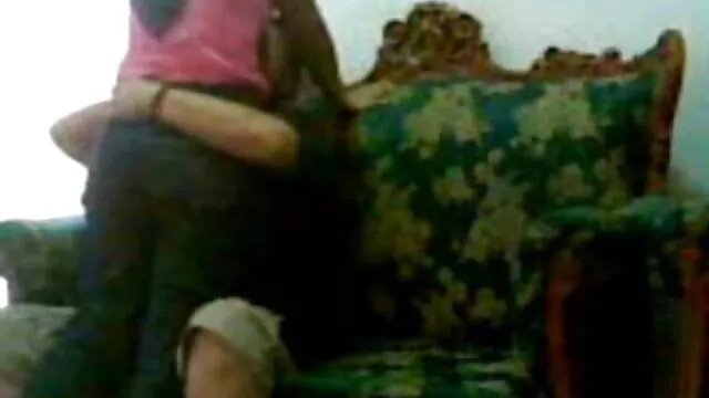 نيسان اباحية اجنبية / أبريل